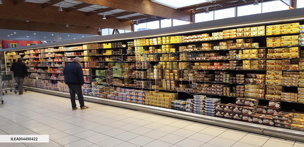 Illustration - Economy