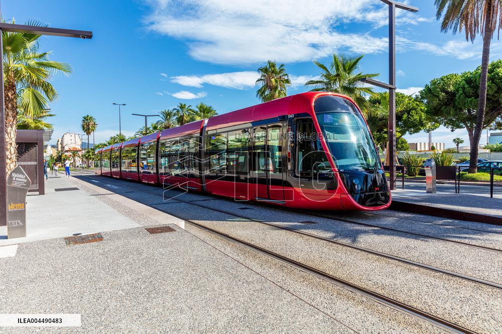 Illustration - Economy