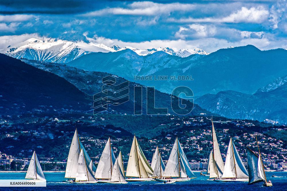 Illustration - French Riviera