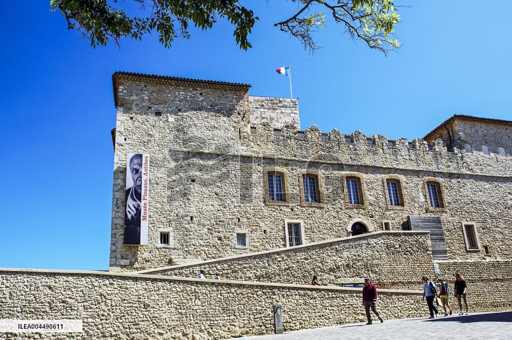 Illustration - French Riviera