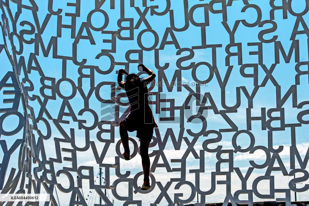 Illustration - French Riviera