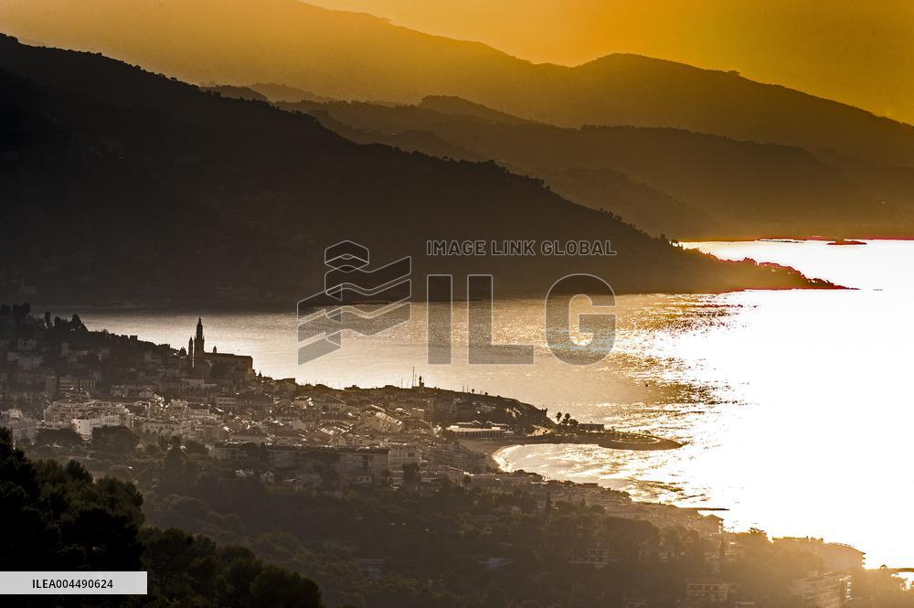 Illustration - French Riviera