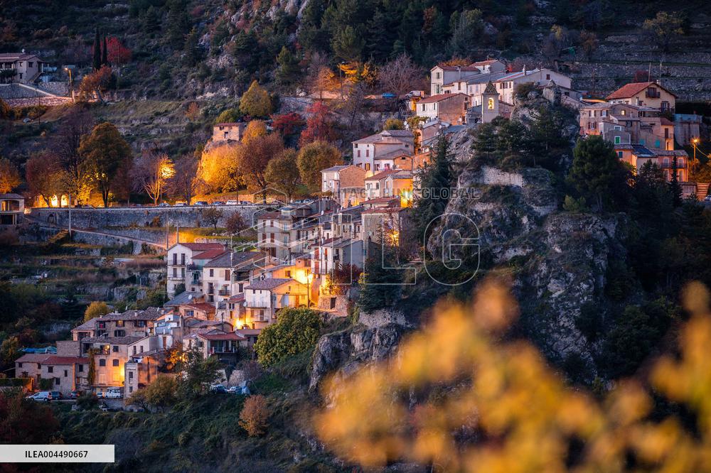 Illustration - French Riviera