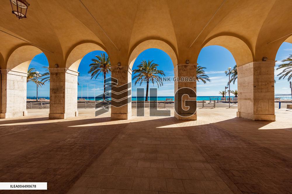 Illustration - French Riviera