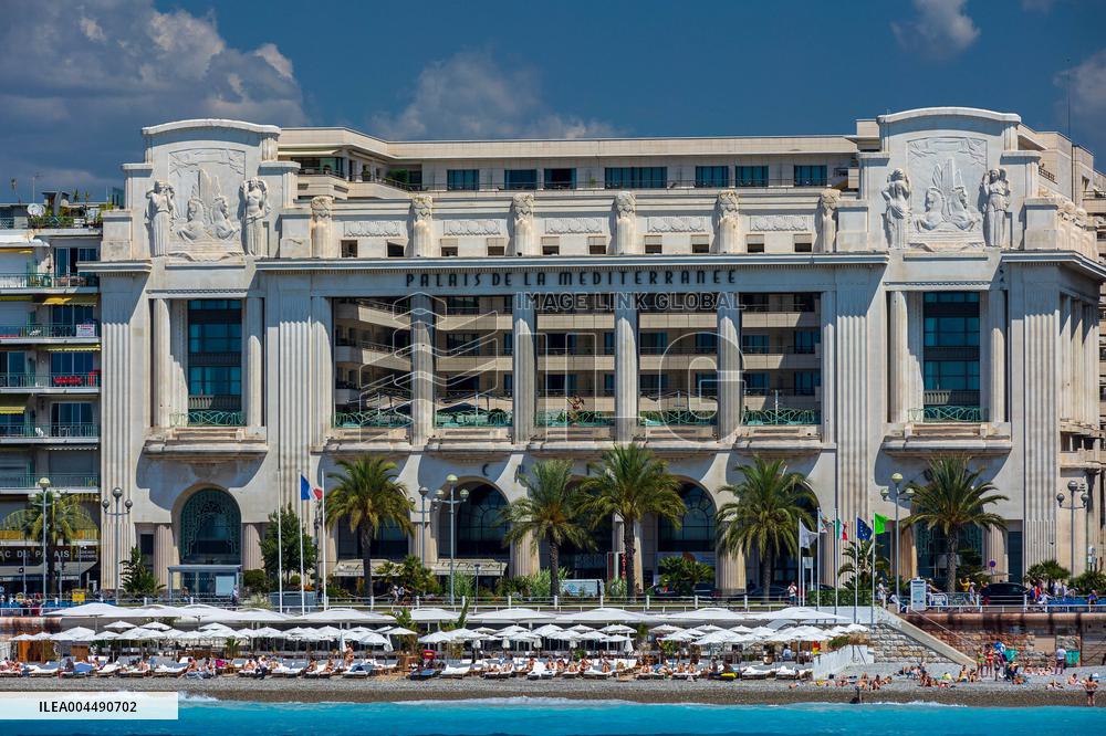 Illustration - French Riviera