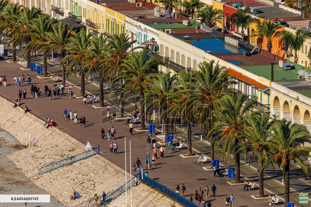 Illustration - French Riviera