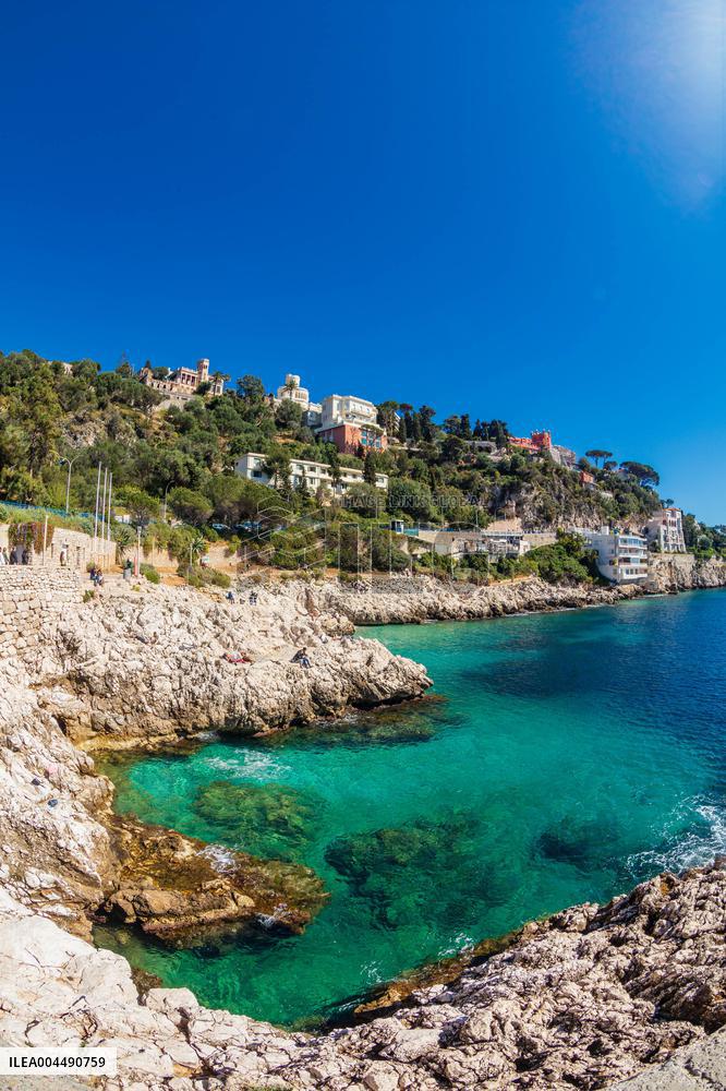 Illustration - French Riviera