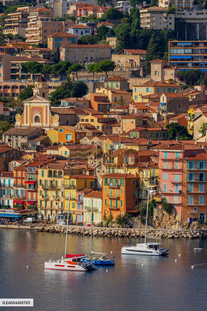 Illustration - French Riviera