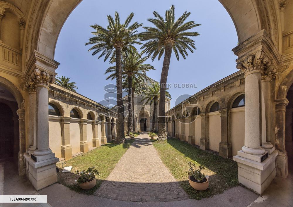 Illustration - French Riviera