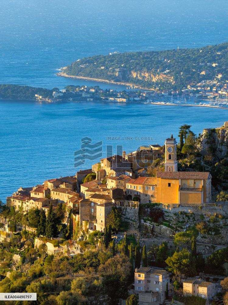 Illustration - French Riviera