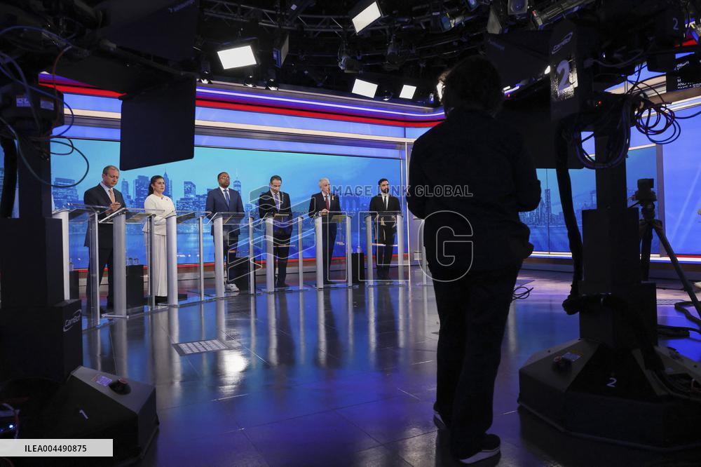 Cuomo, Blake Clash in Heated NYC Mayoral Primary Debate