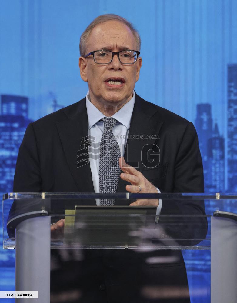 Cuomo, Blake Clash in Heated NYC Mayoral Primary Debate