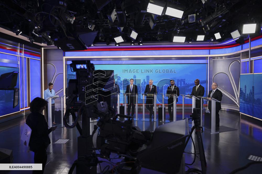 Cuomo, Blake Clash in Heated NYC Mayoral Primary Debate