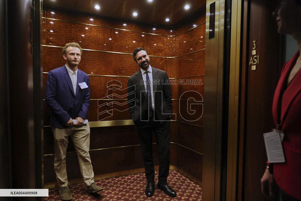 Cuomo, Blake Clash in Heated NYC Mayoral Primary Debate