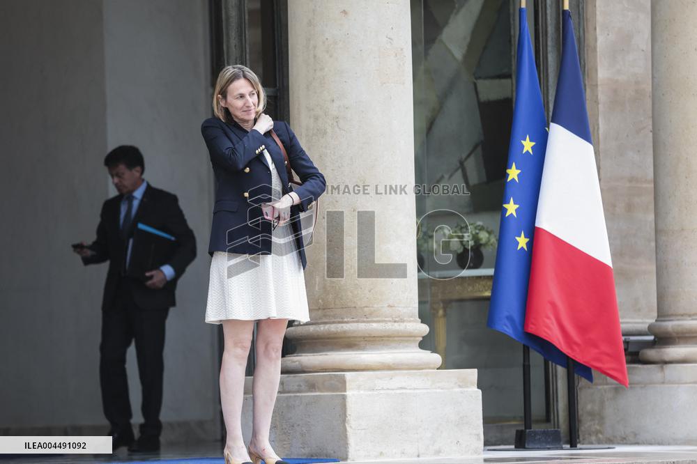 Weekly Cabinet Meeting - Paris