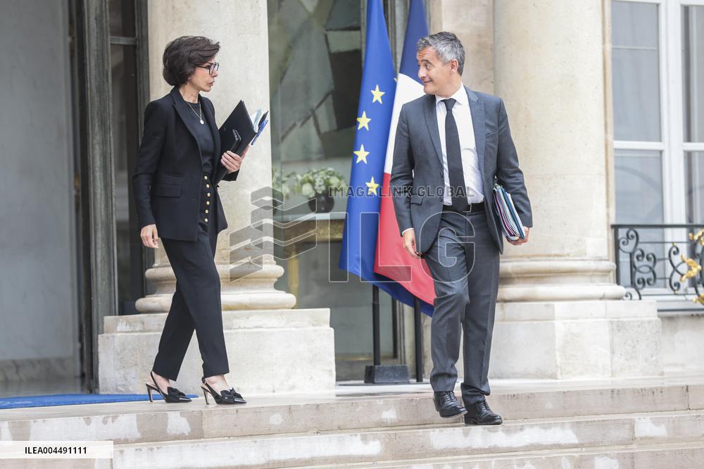 Weekly Cabinet Meeting - Paris