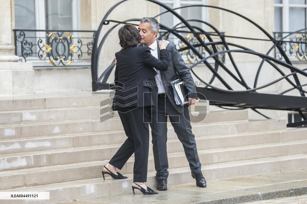 Weekly Cabinet Meeting - Paris