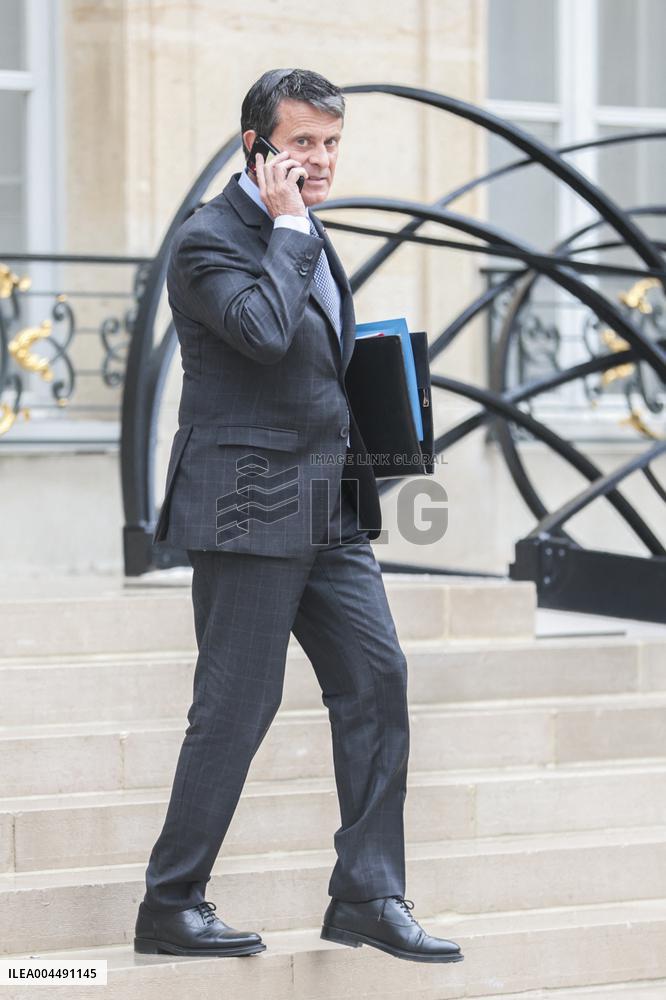 Weekly Cabinet Meeting - Paris