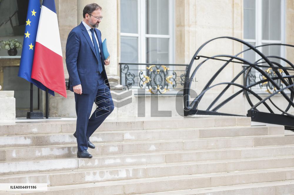 Weekly Cabinet Meeting - Paris