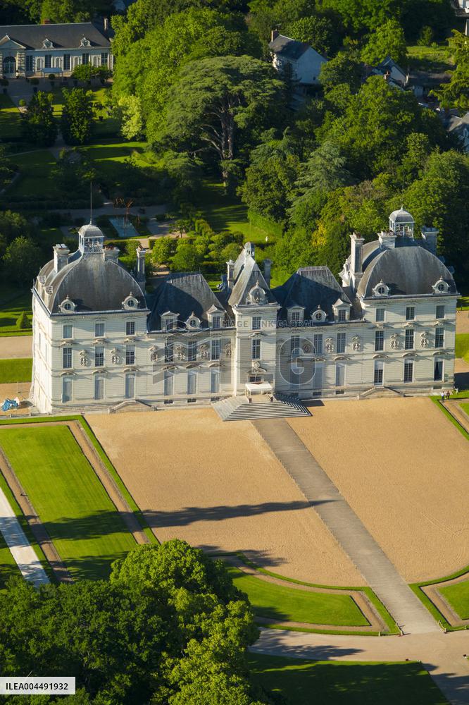 Illustration - Aerial View of France
