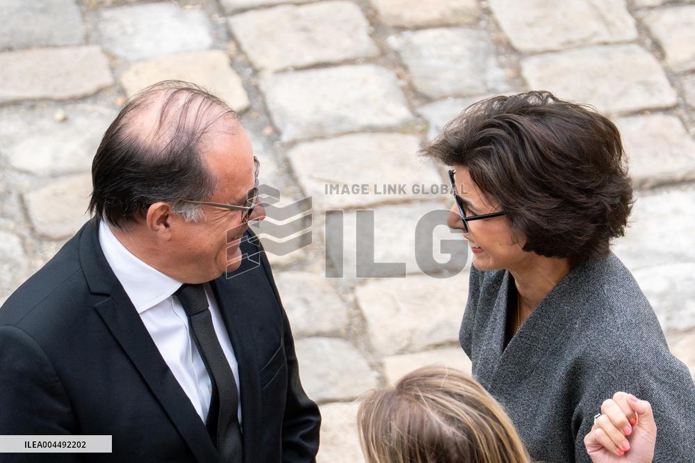 Emmanuel Macron welcomes Lula Da Silva to Les Invalides - Paris AJ