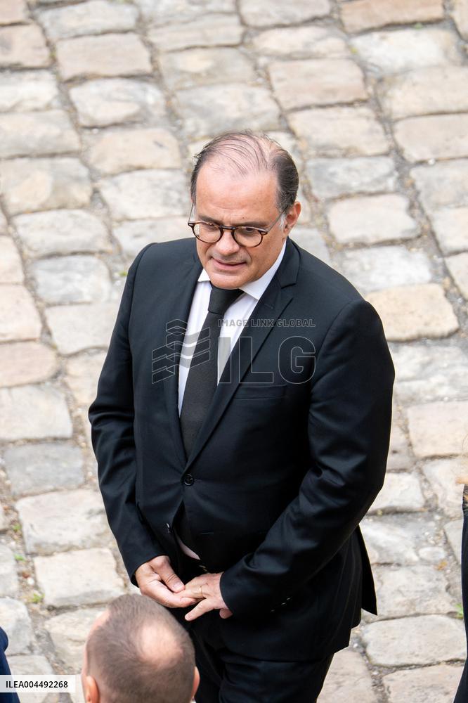 Emmanuel Macron welcomes Lula Da Silva to Les Invalides - Paris AJ