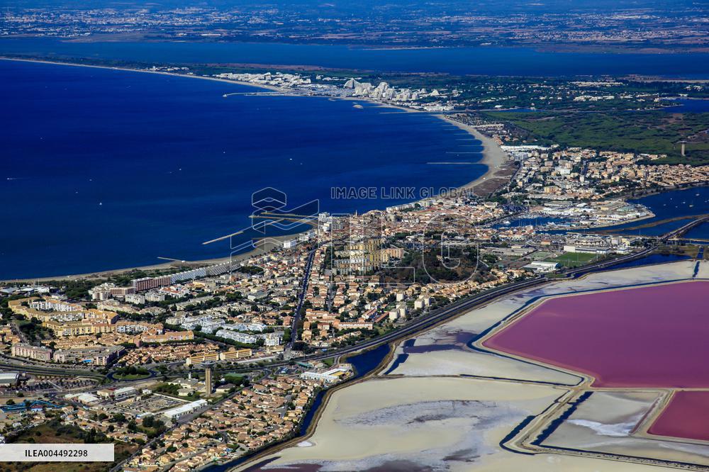 Illustration - Aerial View of France