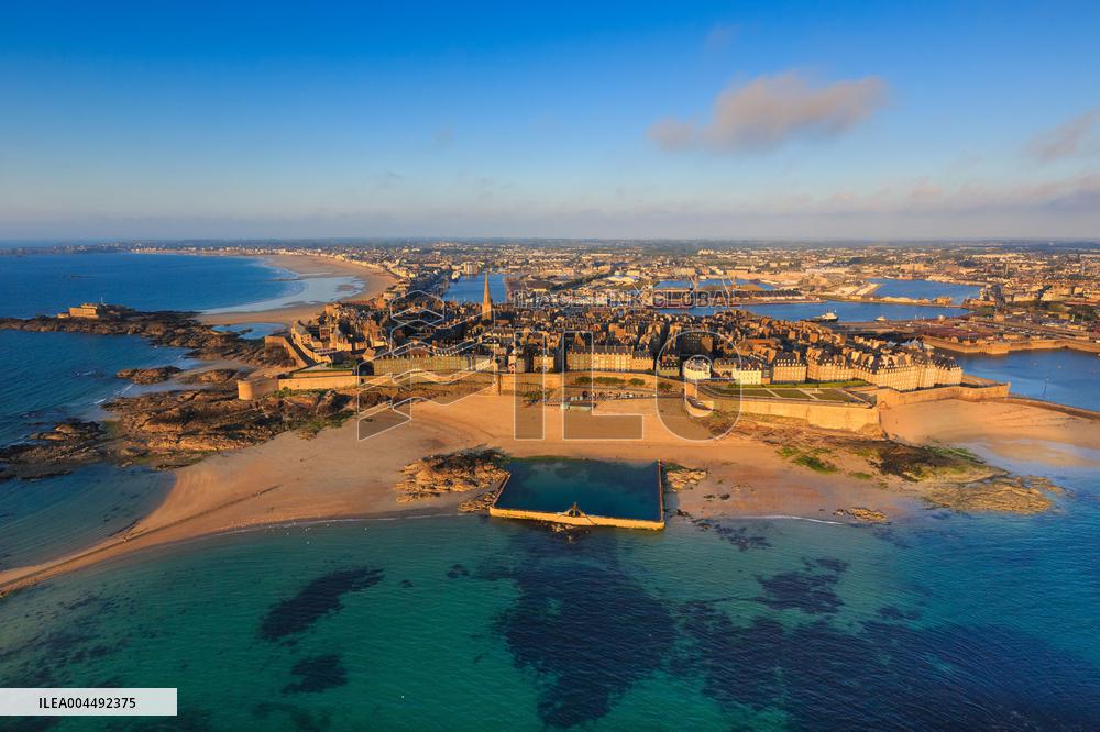 Illustration - Aerial View of France