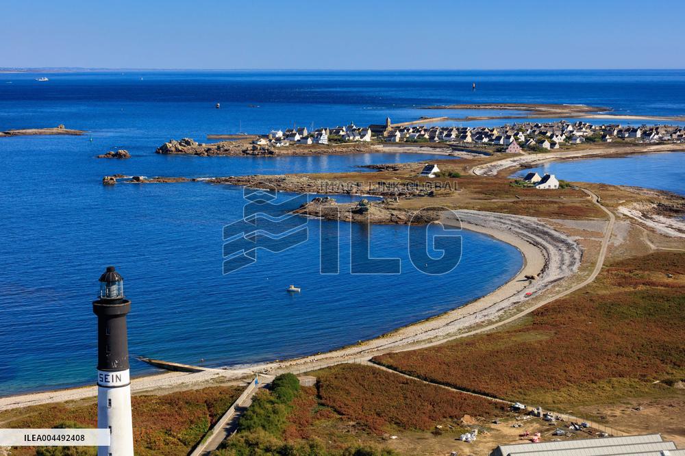 Illustration - Aerial View of France