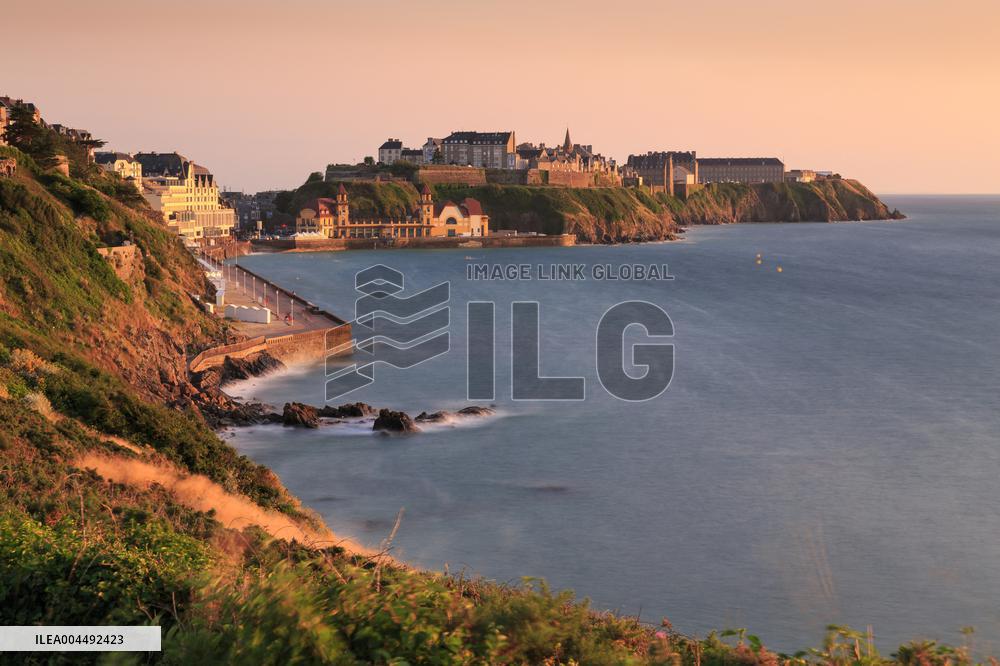 Illustration - Aerial View of France