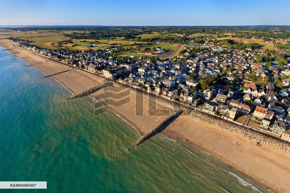 Illustration - Aerial View of France