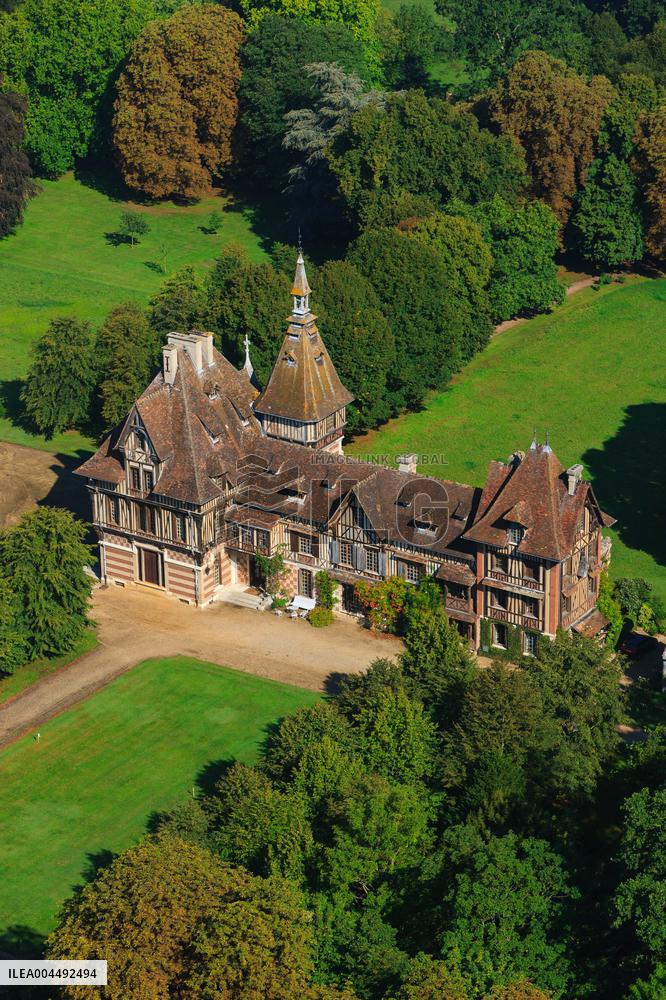 Illustration - Aerial View of France