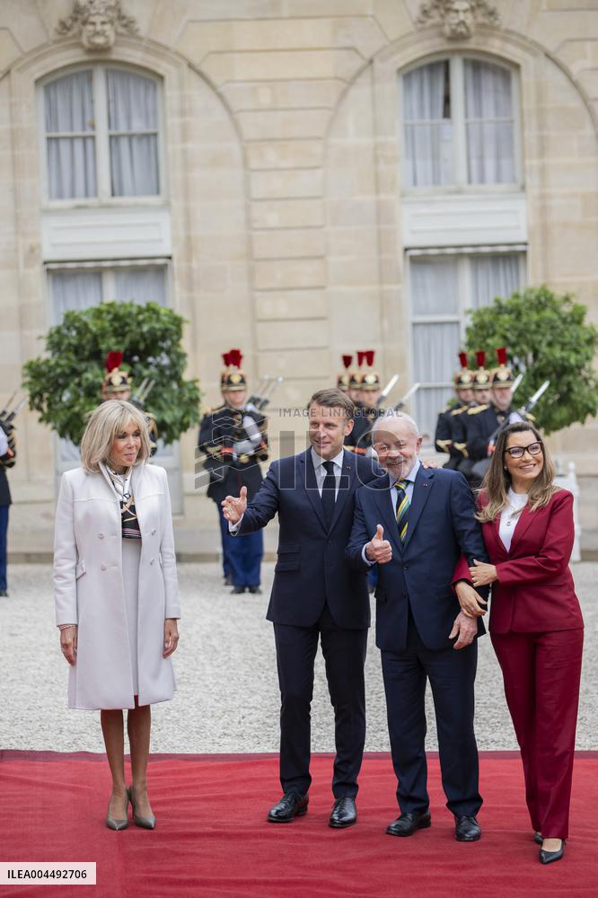 Emmanuel and Brigitte Macron Welcomes Lula and Rosangela at Elysee Palace