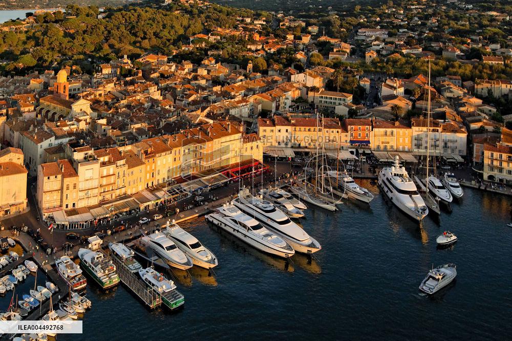 Illustration - Aerial View of France