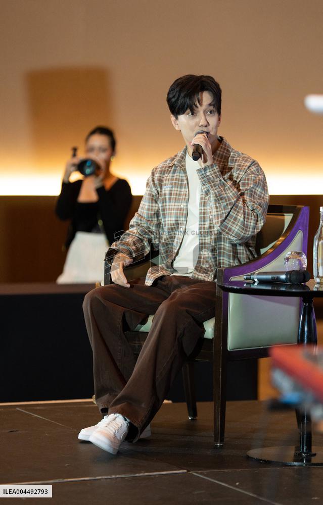 Dimash Qudaibergen Meets his Fans in London