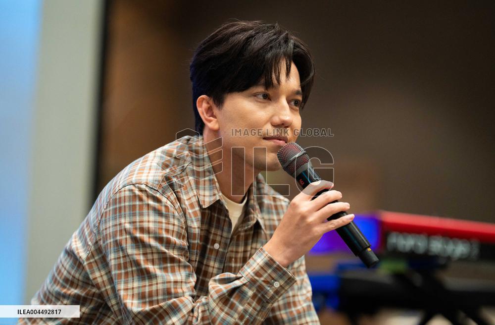 Dimash Qudaibergen Meets his Fans in London