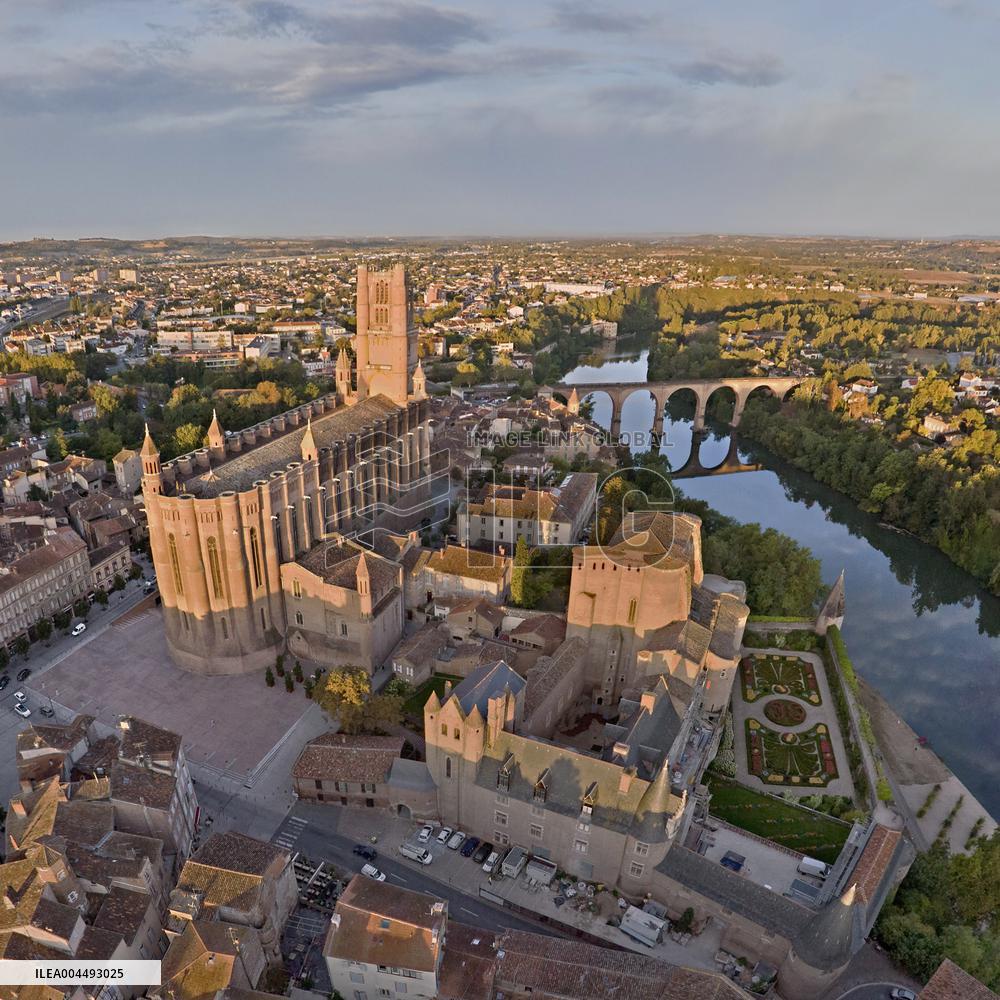 Illustration - Aerial View of France