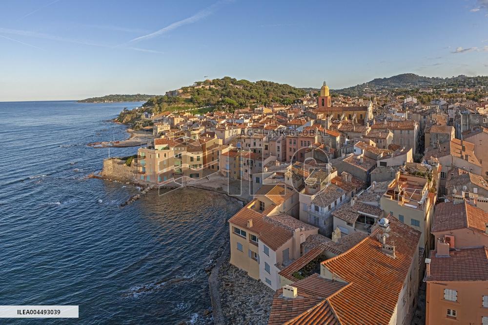 Illustration - Aerial View of France