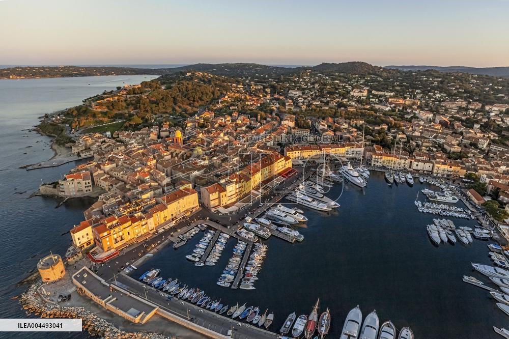 Illustration - Aerial View of France