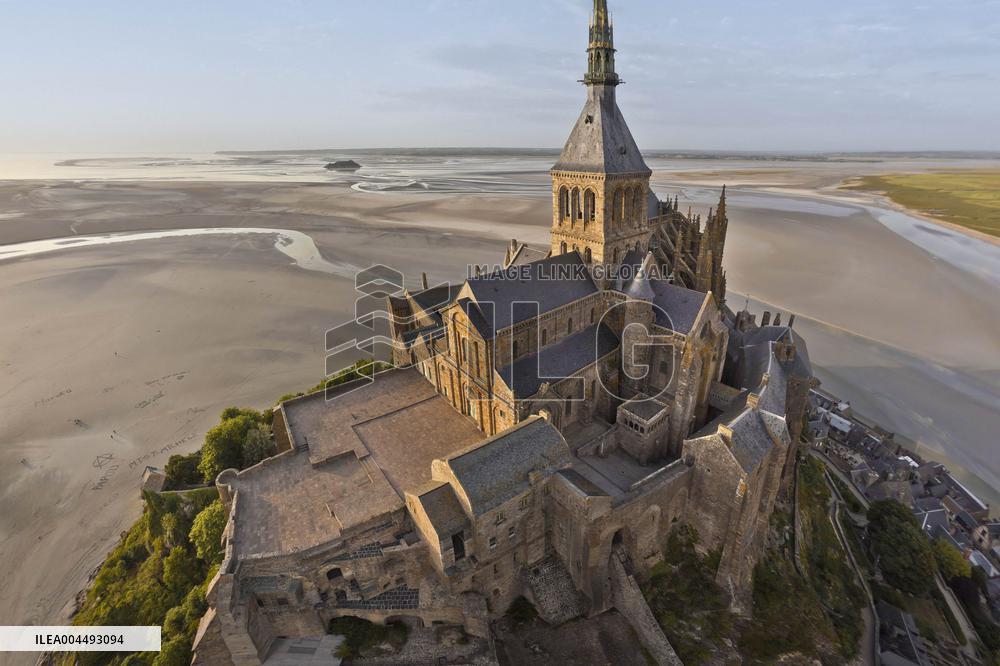 Illustration - Aerial View of France