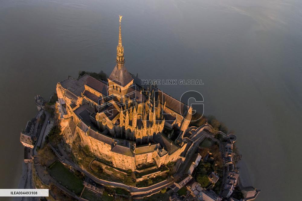 Illustration - Aerial View of France