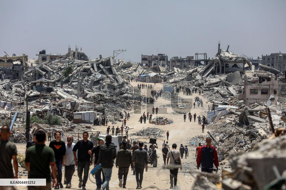 Palestinians Return Home - Gaza