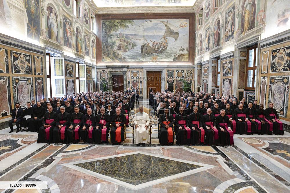 Pope Leo XIV Meets Officials Of The Vatican Secretariat of State - Vatican
