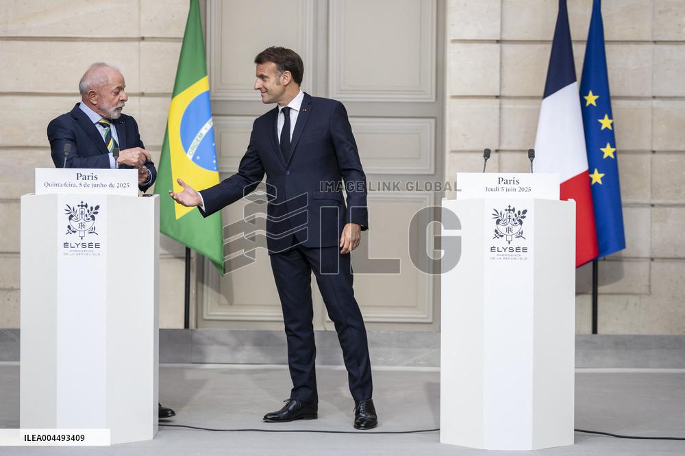 Macron And Lula Press Conference - Paris