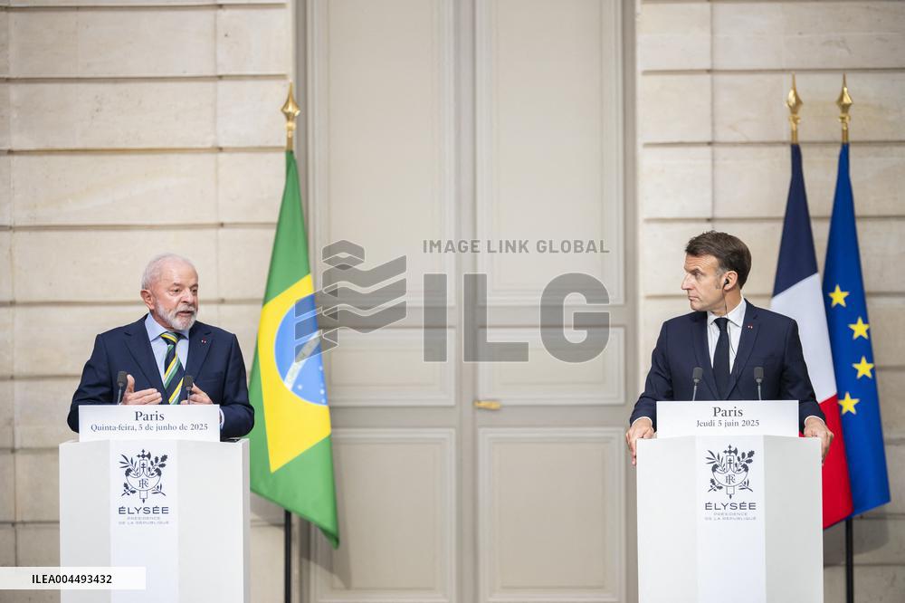 Macron And Lula Press Conference - Paris