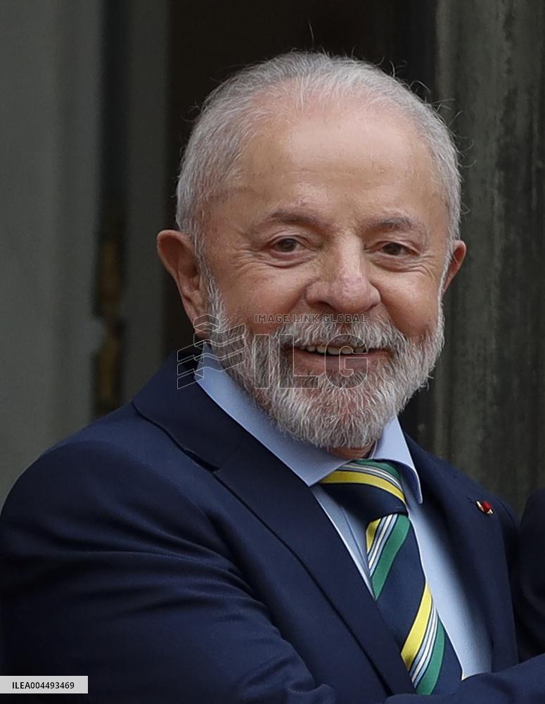 Macron Welcomes Lula At Elysse - Paris