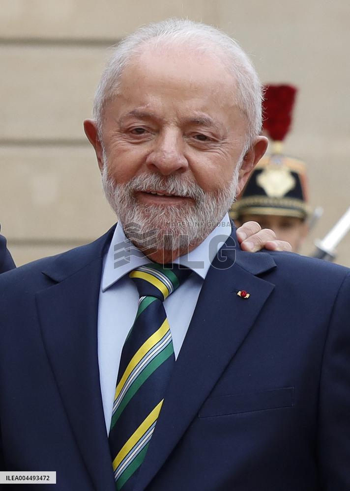 Macron Welcomes Lula At Elysse - Paris