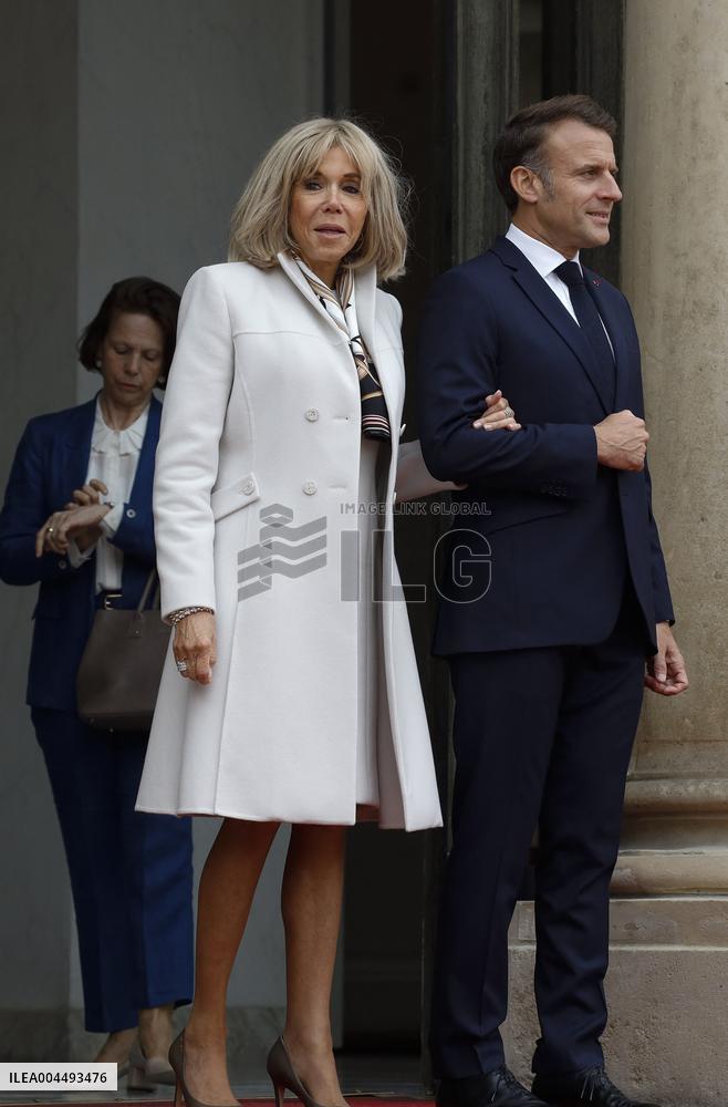 Macron Welcomes Lula At Elysse - Paris