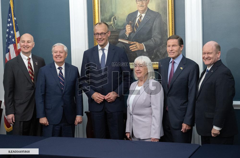 Chancellor Merz of Germany Meets a Bipartisan Group of US Senators