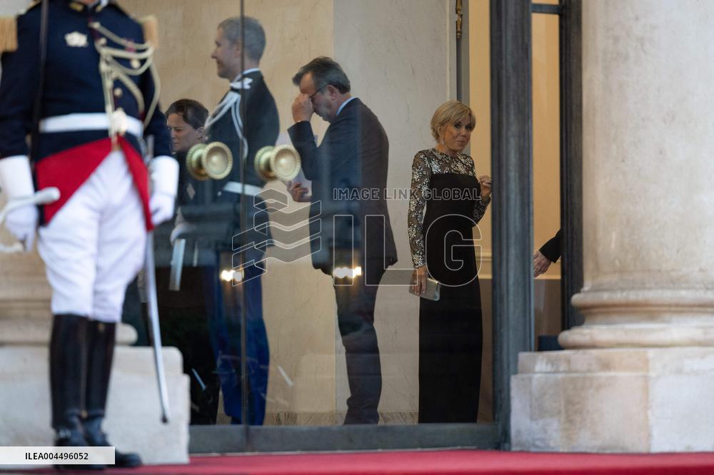 Emmanuel Macron welcomes Luiz Inacio Lula da Silva for a State diner at the Elysee - Paris